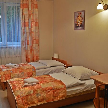 Hotel Monika Krakau Buitenkant foto